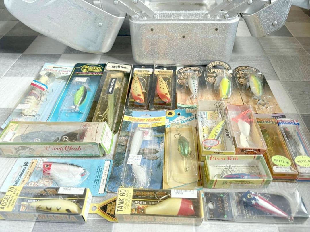 アウトドア・釣り・旅行用品 フィッシング タックルボックス・ルアー