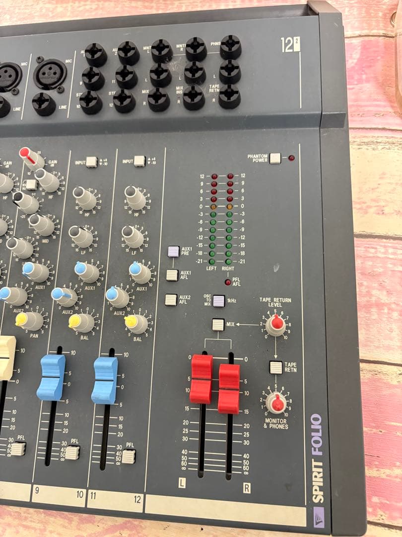 Soundcraft SPIRIT FOLIO 12チャンネルアナログミキサー
