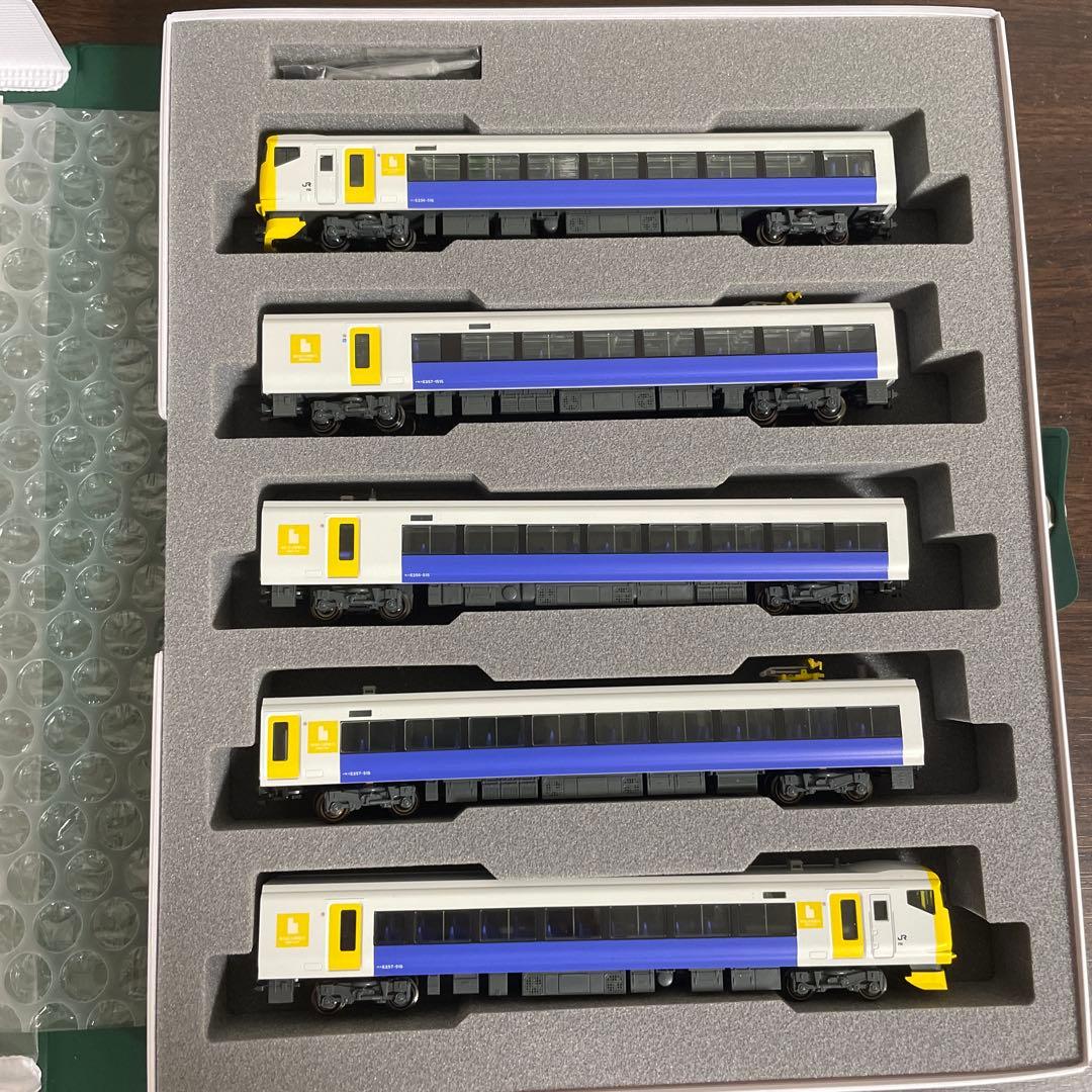 e257系500番台　kato 5両基本セット　全車室内灯装備