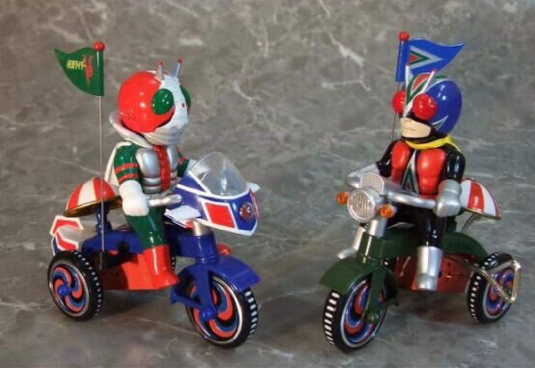 プレミアムバンダイ★EX三輪車Aタイプ 仮面ライダーV3.ライダーマン2体セット