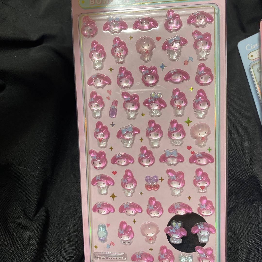 【正規品】第二弾　サンリオ　ボンボンドロップシール