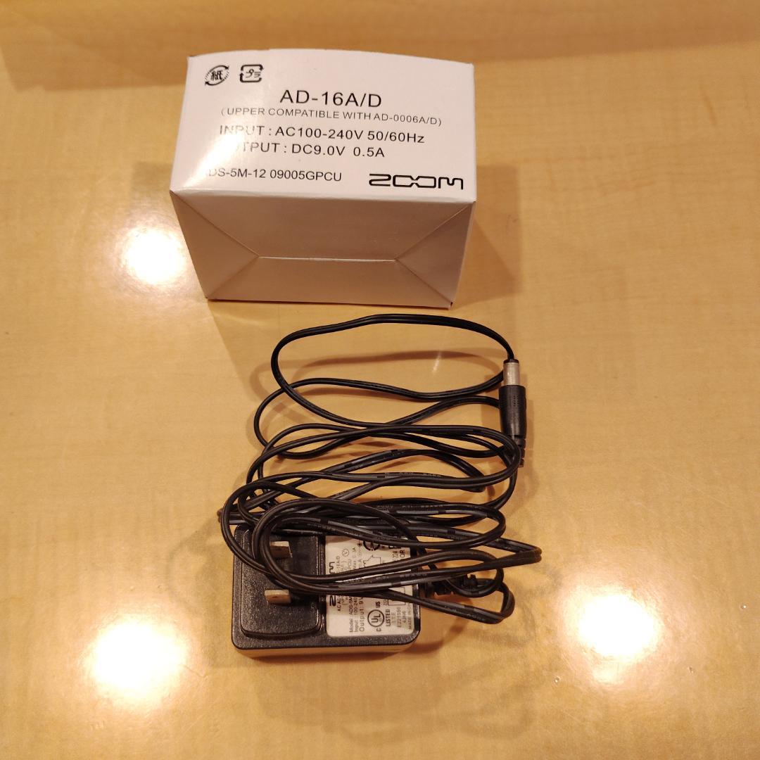 【美品・完備品】ZOOM G3 マルチエフェクター（ACアダプター箱・USB付）