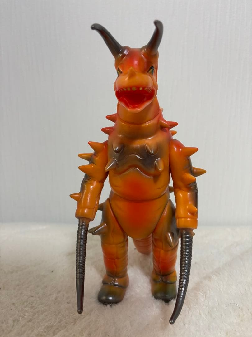 ブルマァク　グドン