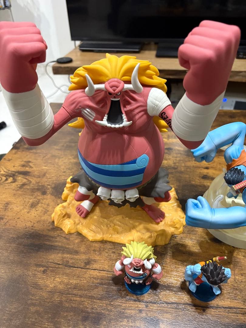 ONE PIECE ワンピース フィギュア4体セット売り(ルフィとオーズ)