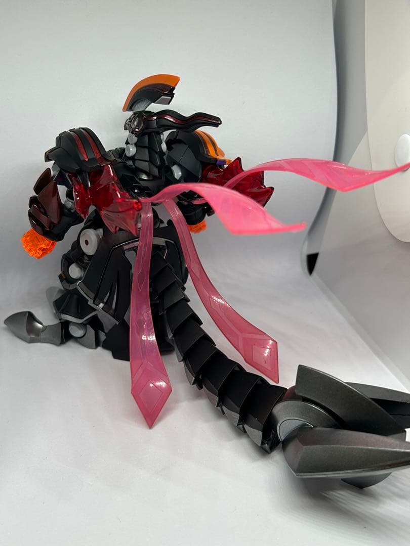 プラモデル　組立済　模型　LBX ダンボール戦機　イフリート　塗装　①