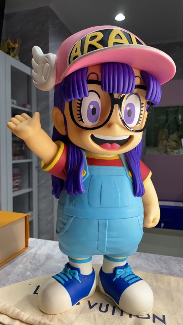 アラレちゃん　BIGサイズソフビ
