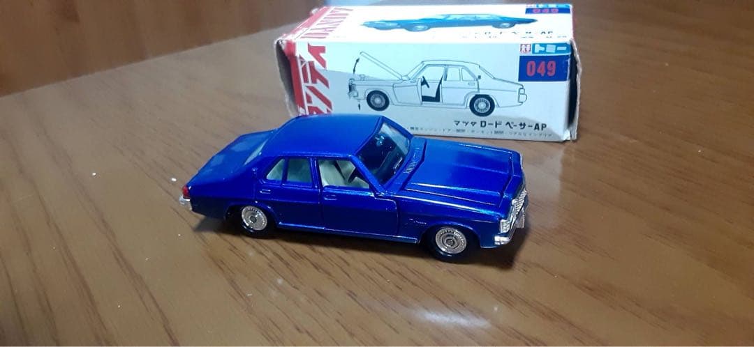 トミカダンディ　4台セット　クラウン　ロードペーサー　セドリック