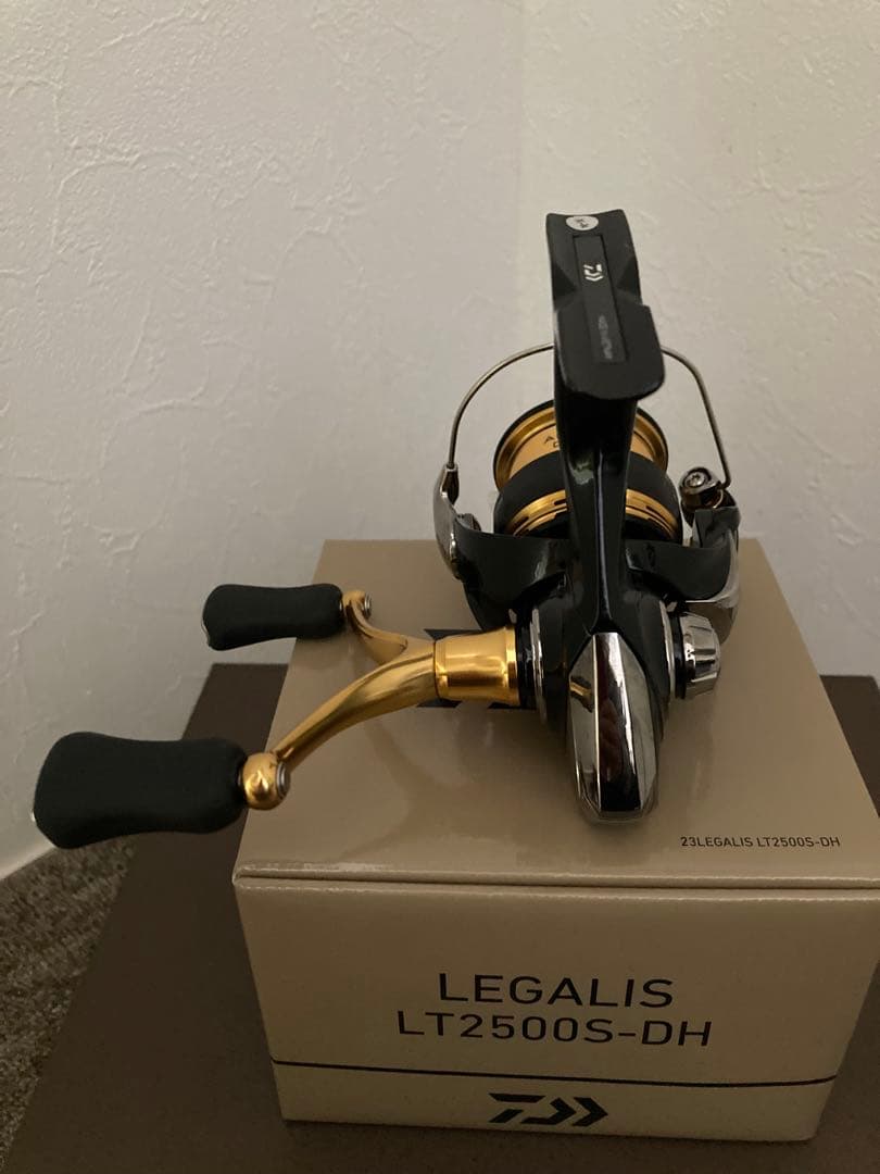 ダイワ 23 レガリス LT2500S-DH 美品