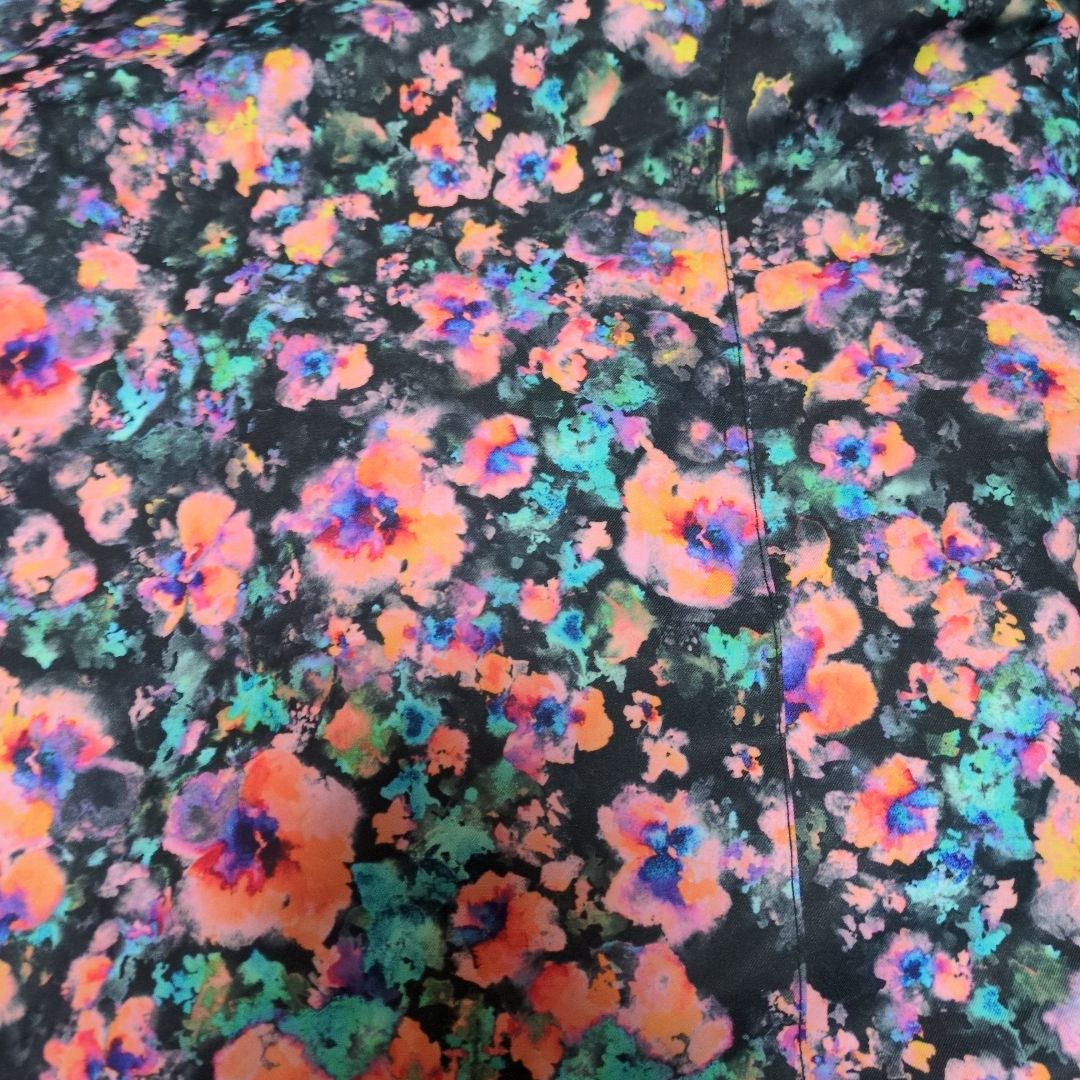 【美品】ROXY　スノボウェア　上下セット　L　小花柄　ベージュ