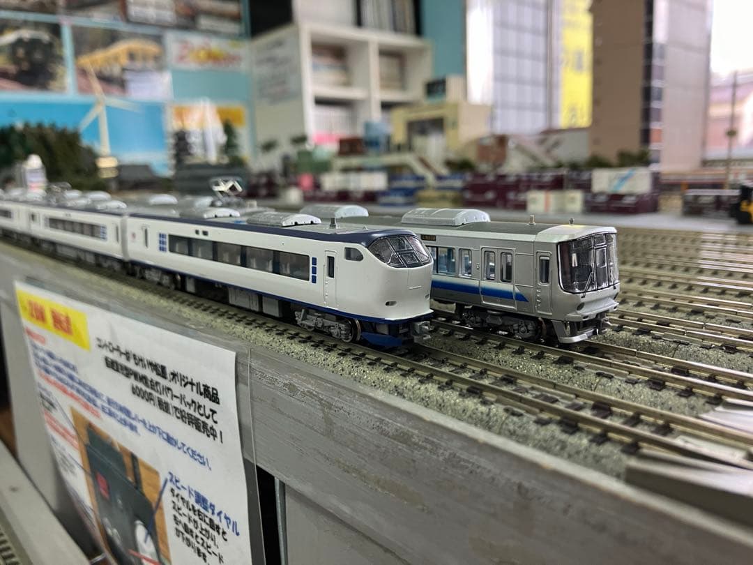 Nゲージ鉄道模型 シルバー　マイクロエース　223系0番台
