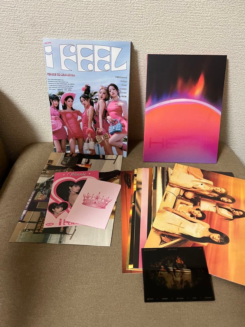 (G)I-DLE CD ⑨