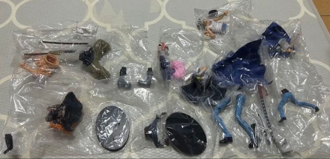 ワンピースフィギュア21体＋7体　全28体まとめ売り