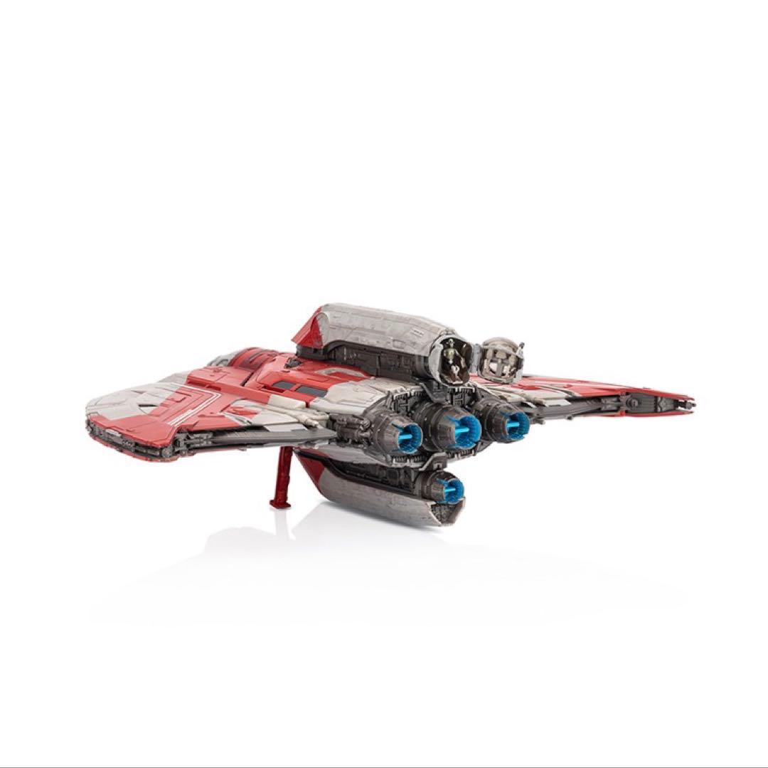 「マイクロ・ギャラクシー」ドレッドノート・クラス　アソーカ・タノのT-6シャトル