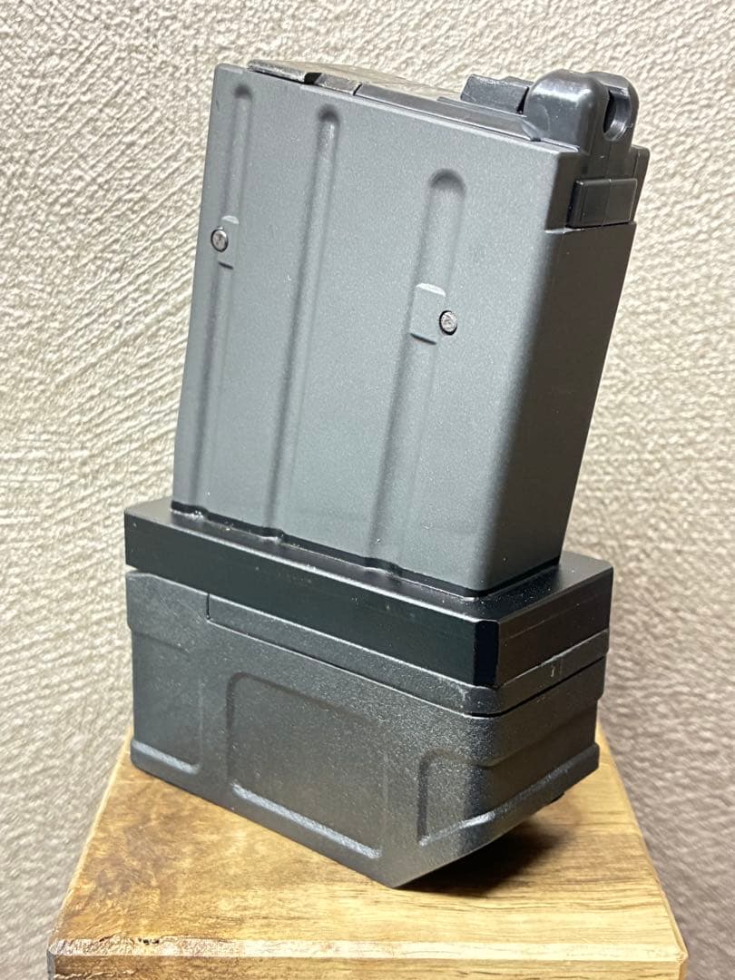 R7-41 東京マルイ GBB M4 マガジンアダプター 外部ソース仕様