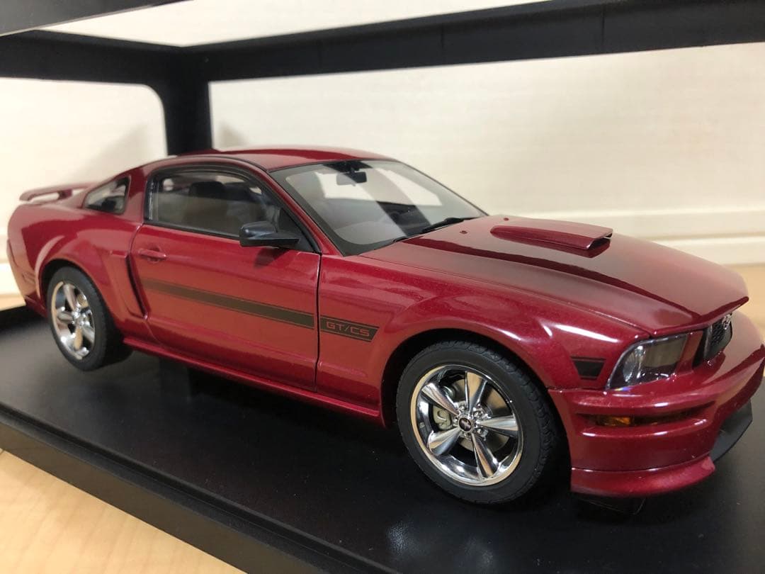 1/18 オートアート フォード マスタング GT クーペ 2007