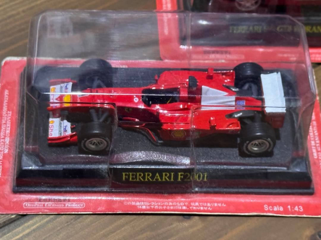 11日祝日10万円引　Ferrari F2002 ミニカー 8台セット