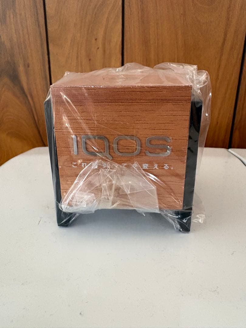 【激レア✨️】木製のIQOS置き型灰皿 非売品