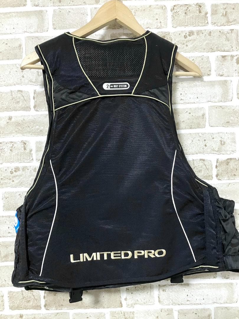 良品 シマノ ネクサス リミテッドプロ フローティングベスト Lサイズ