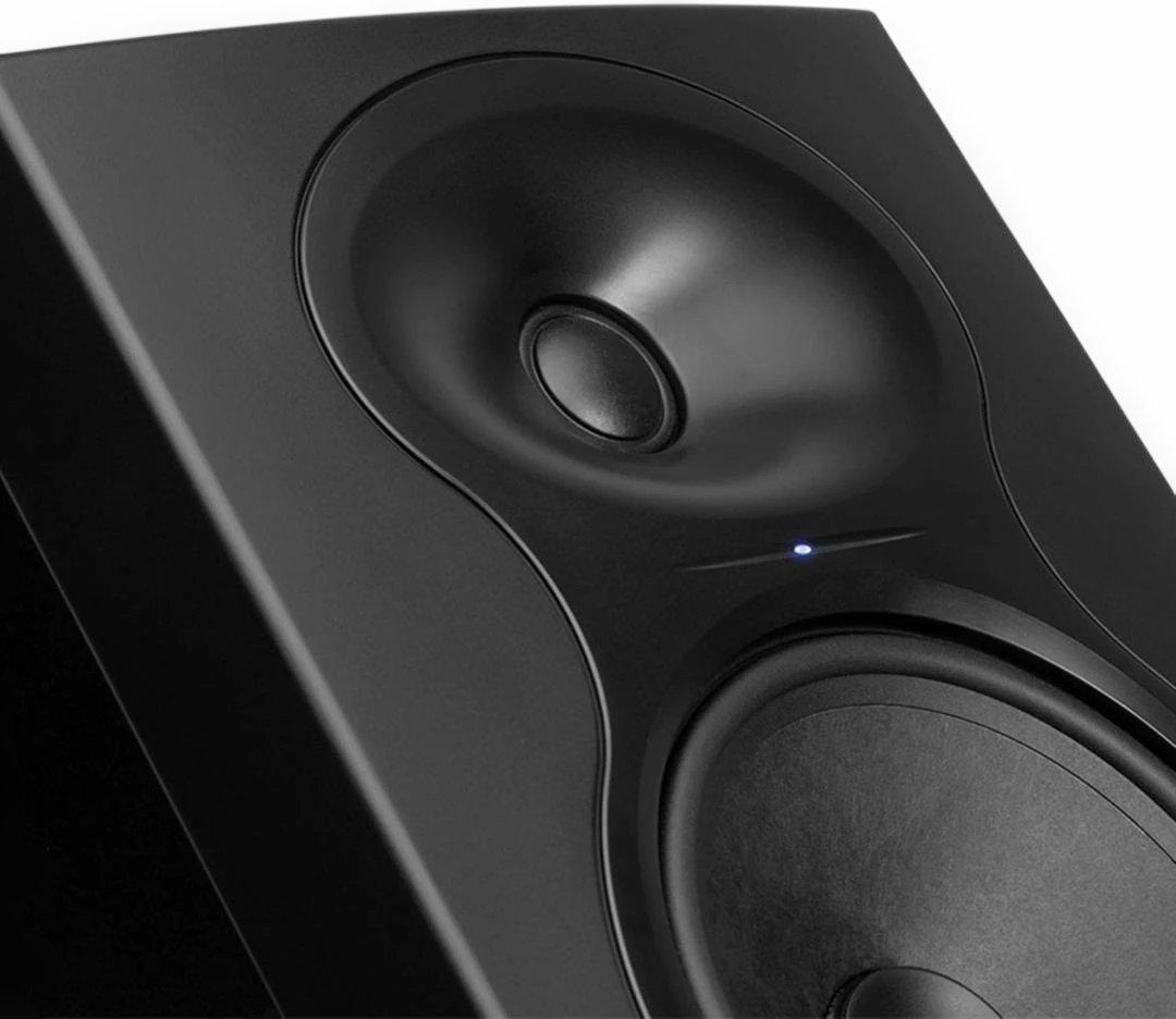 Kali Audio LP-6 V2 パワードモニタースピーカー