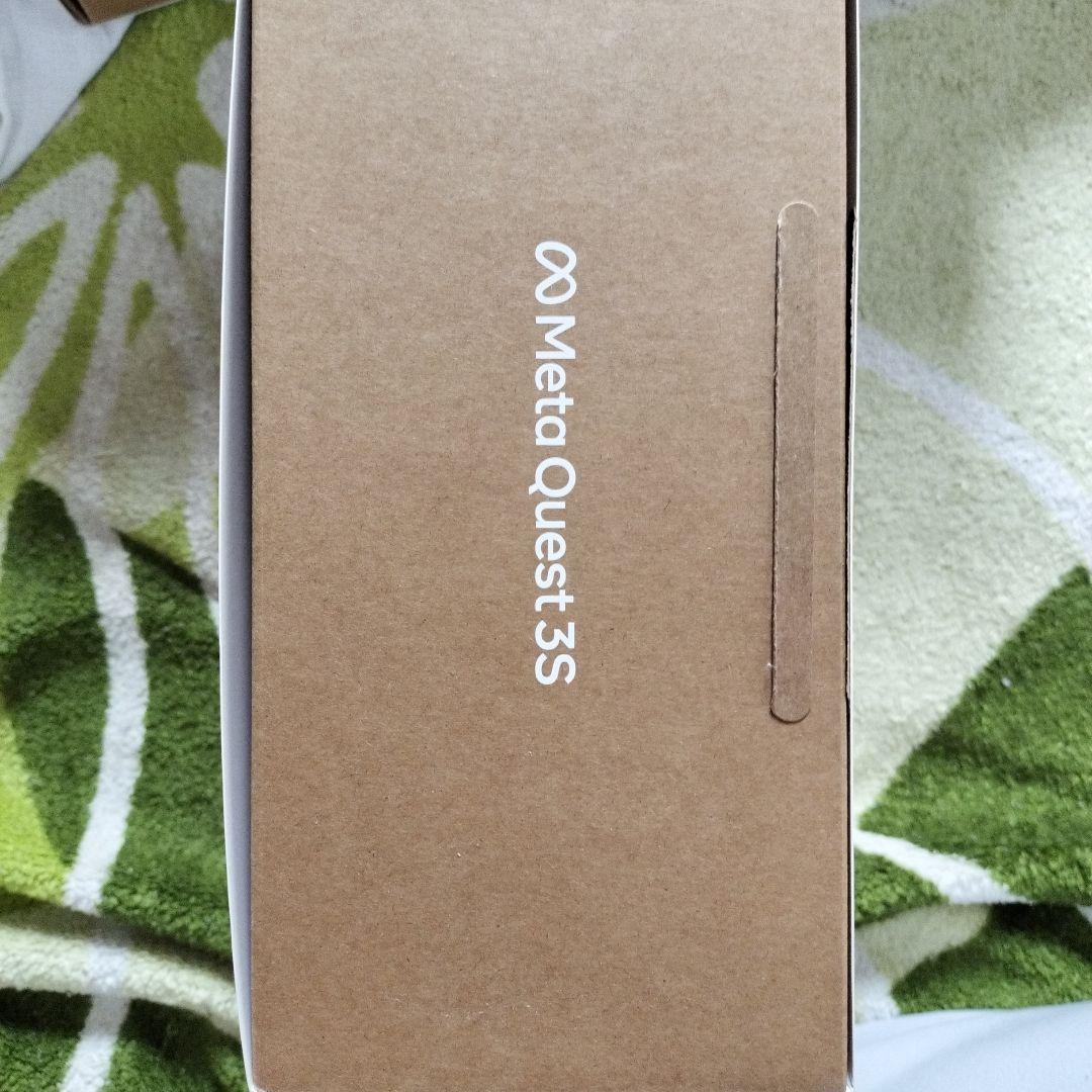 ら*と様 超美品  Quest 3S 256GB VRヘッドセット