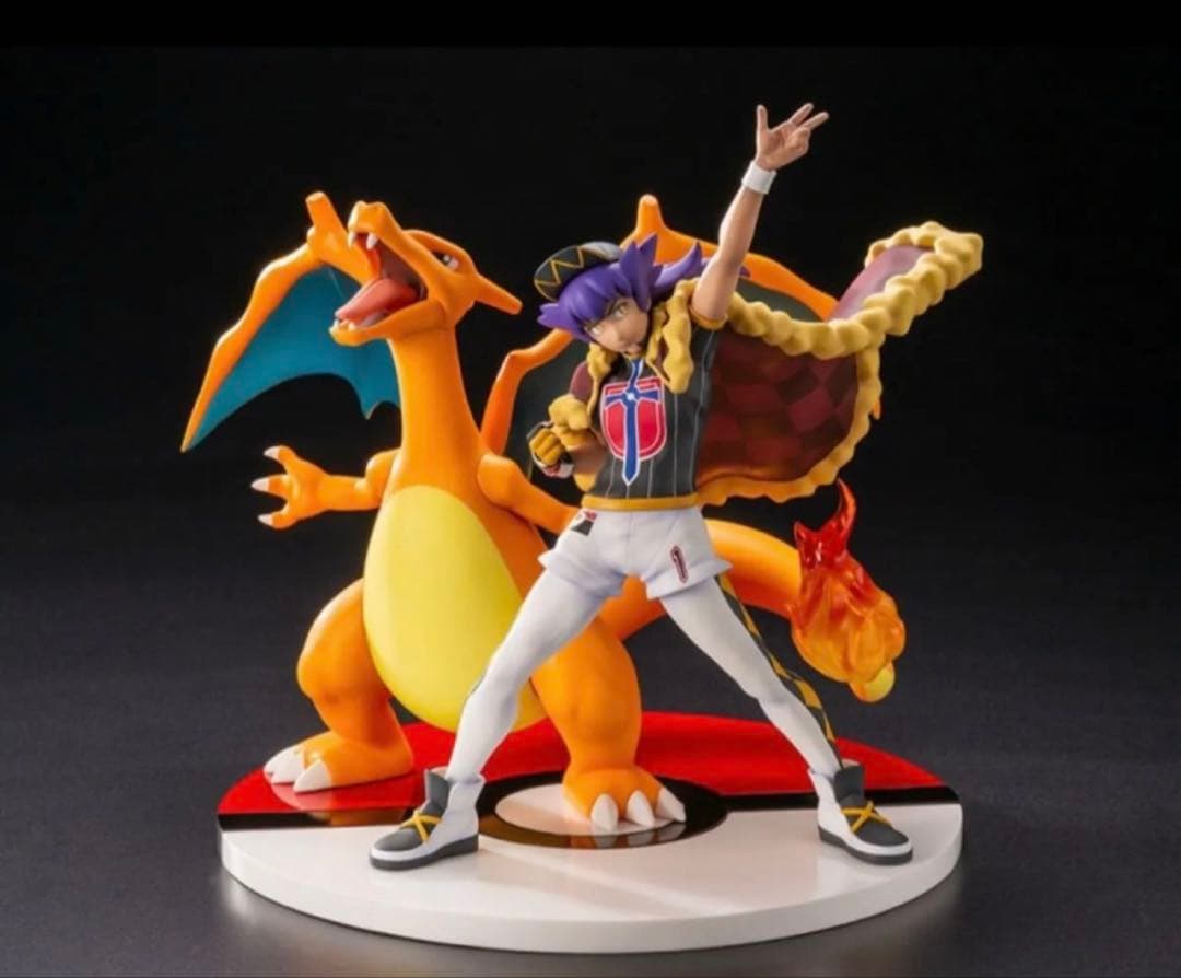 ポケモンセンターオリジナル フィギュア ダンデ＆リザードン