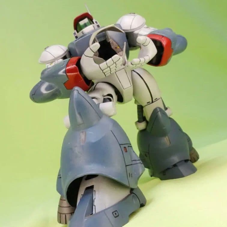 【全塗装完成品】1/100　ラウンド・バーニアン・バイファム ／整備ハンガー付
