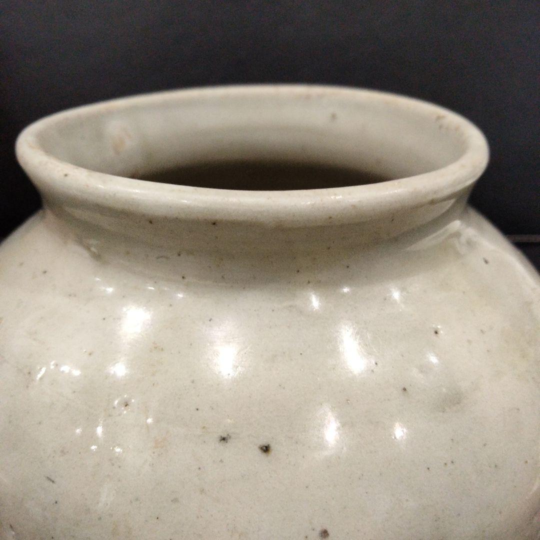B258　時代古作 李朝 白磁 提灯壷 高さ11.5㎝ 箱付 朝鮮美術　E