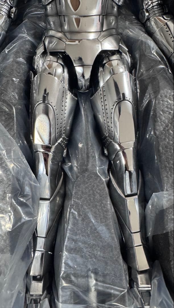 ⚠️欠品あり　ホットトイズ　アイアンマンマーク2(バージョン2.0)