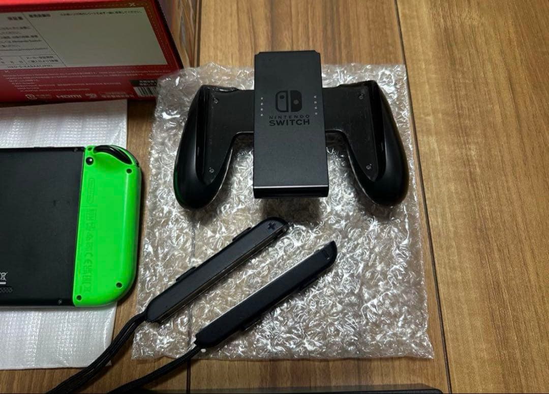 Nintendo Switch 本体 赤/緑 Joy-Con付き
