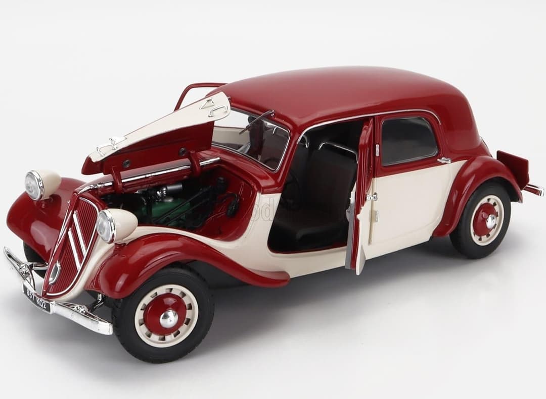1/18 シトロエン トラクシオン11CV 1937 レッド／クリーム ソリド