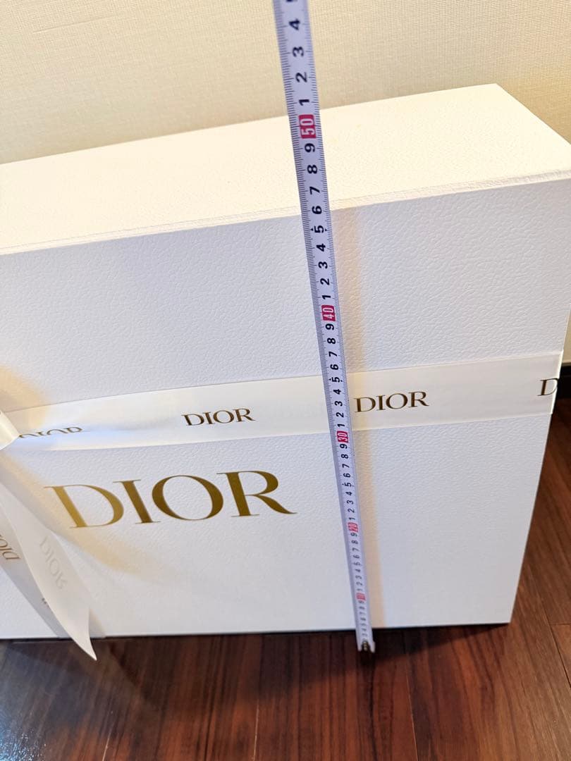 2/19まで Diorクリスマス 日めくりカレンダー 新品未開封