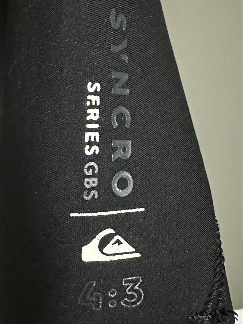 4mm ウェットスーツ Quiksilver クイックシルバー Lサイズ