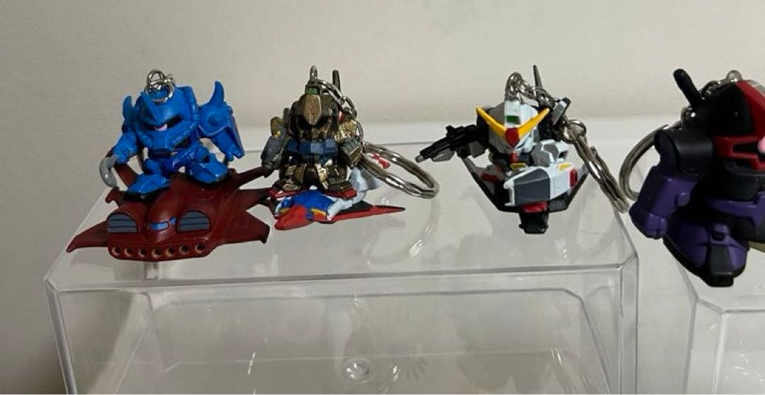 ガンダムのキーホルダーのセット