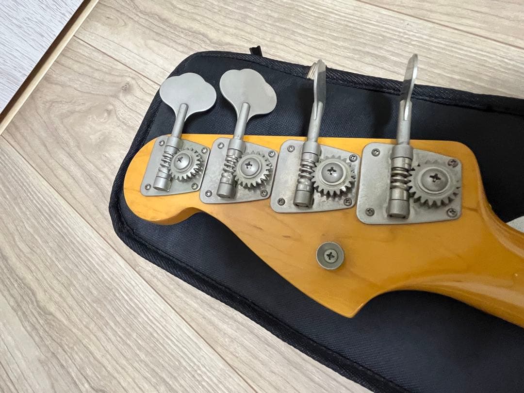 Fender Japan Precision Bass (プレシジョンベース)