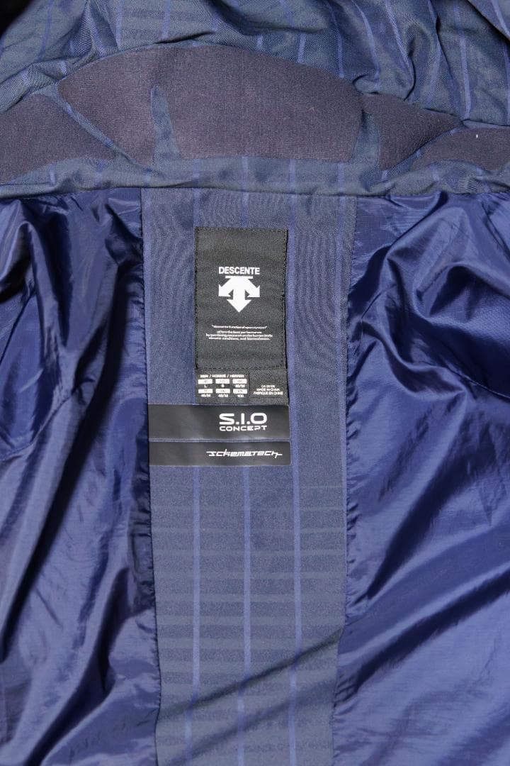 m*n様 定価10万円 DESCENT SIO Lサイズ INSULATED J