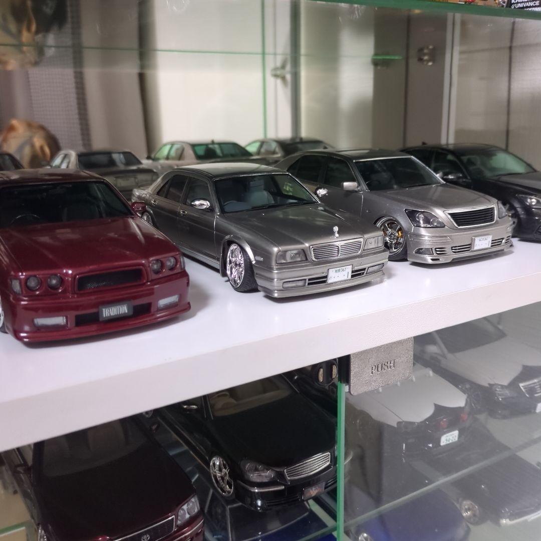 1/24 アオシマ Y32 シーマ 完成品