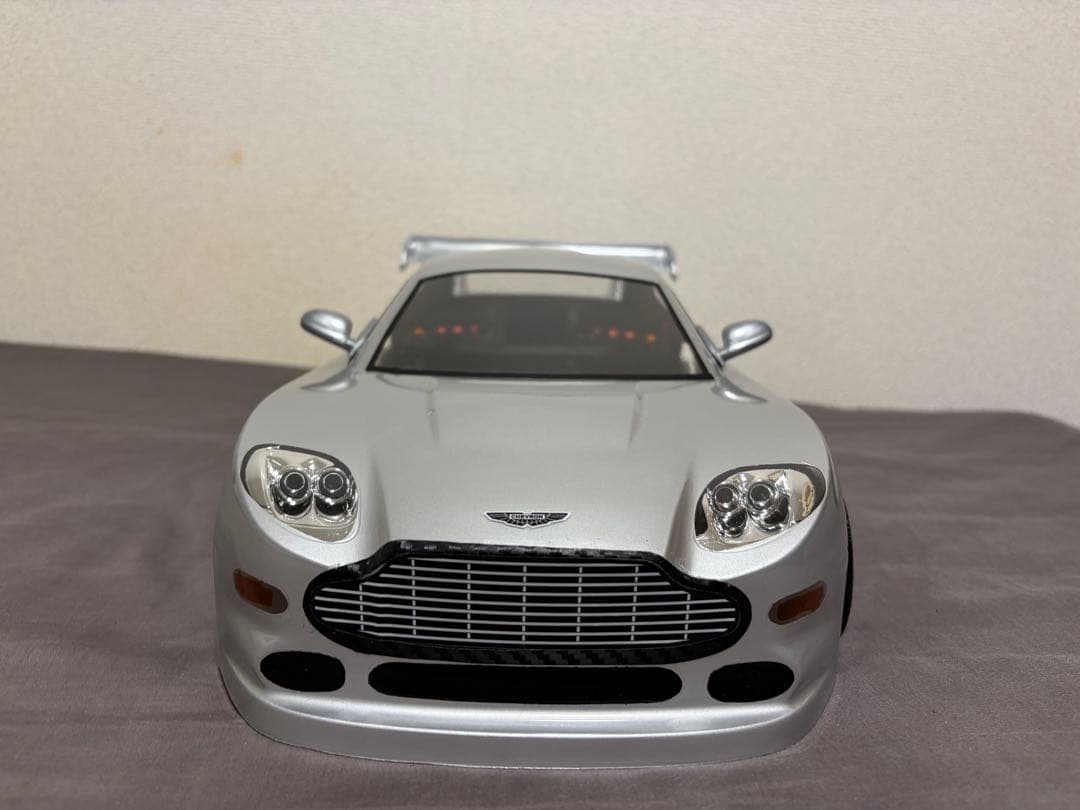 ラジコン ボディ アストンマーティン DB7 未走行