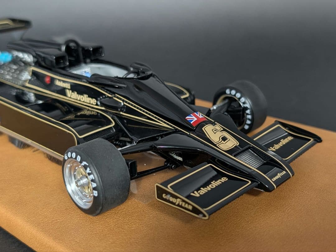 TSM 1/18 LOTUS Type78 ローンチver. M.アンドレッティ