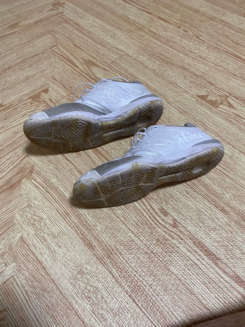 アスレタ　フットサルシューズ　A002