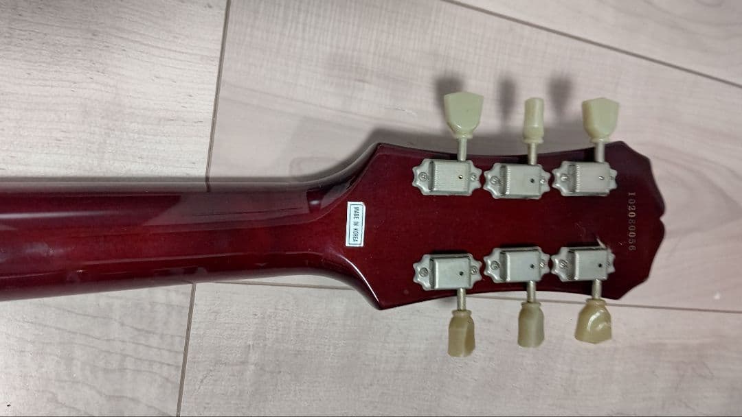 Epiphone Les Paul エレキギターとケース