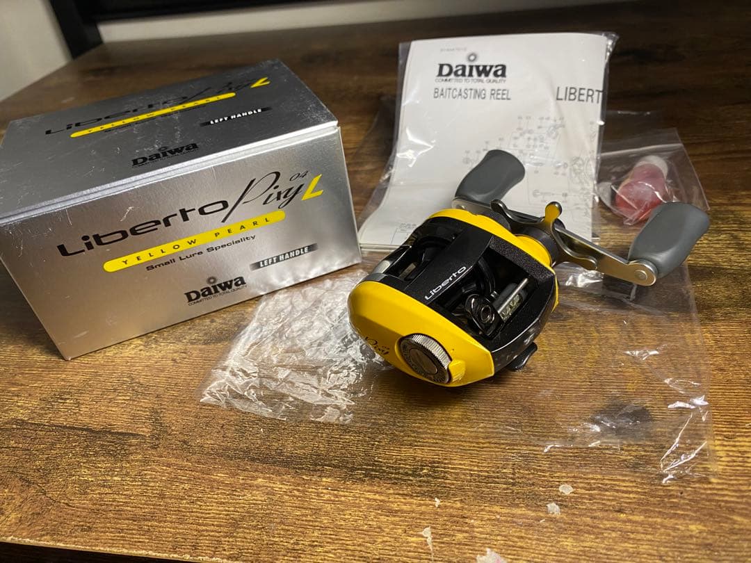 Daiwa 04リベルトピクシー　イエローパール　極美品　左巻き　限定カラー