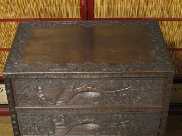 長野県 伝統工芸品 軽井沢彫り 桜 彫刻 4杯抽斗 時代箪笥/整理箪笥/チェスト