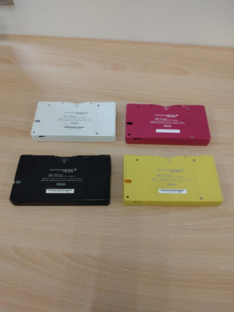 ポータブルゲーム機セット＋ソフト