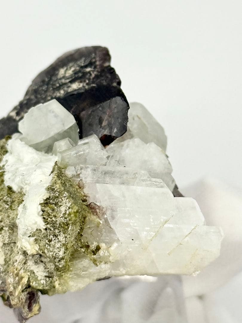 アキシナイト　バライト　斧石　重晶石　原石　鉱物　鉱物標本　水晶　隕石　鉱石